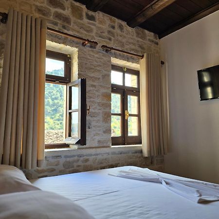 Hotel Bohem Berat Exterior foto